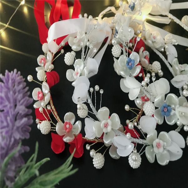 bride flower crown hair band wedding floral headband garland girl flower wreath hair accessoriesparty wedding headpiece, Golden;silver
bride flower crown hair band wedding floral headband garland girl flower wreath hair accessoriesparty wedding headpiece, Golden;silver