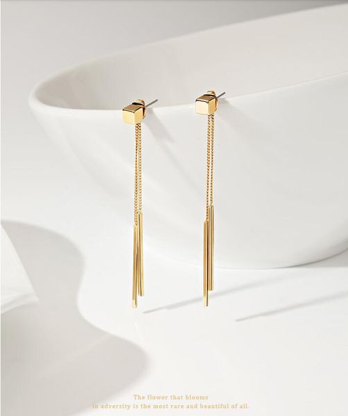 2020 new fashion simple temperament web celebrity ear drop long ear chain two wear ways 002, Golden;silver
2020 new fashion simple temperament web celebrity ear drop long ear chain two wear ways 002, Golden;silver