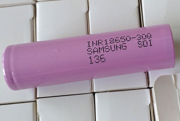1000pcs 18650 batteries battery rechargeable lithium 3.7v vapes 510 thread 30q e-cigarette pk 25r he2 he4 hg2 vtc4 vtc5 vt6c6
1000pcs 18650 batteries battery rechargeable lithium 3.7v vapes 510 thread 30q e-cigarette pk 25r he2 he4 hg2 vtc4 vtc5 vt6c6