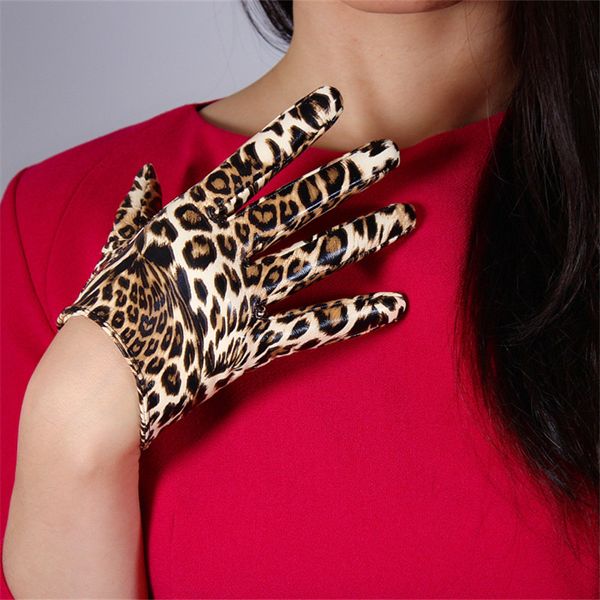 five fingers gloves leopard leather 16cm patent ultra short emulation pu bright brown animal pattern female pu29, Blue;gray
five fingers gloves leopard leather 16cm patent ultra short emulation pu bright brown animal pattern female pu29, Blue;gray