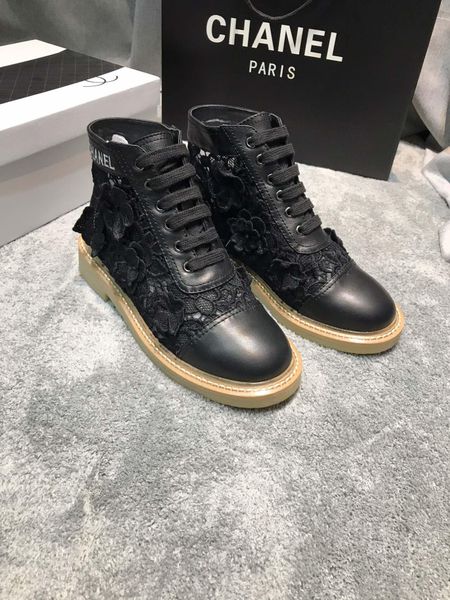 конструктор женщин boots black beige сетка вышивка цветок зашнуровать низкий каблук высокого качества с коробкой размером 35-40
конструктор женщин boots black beige сетка вышивка цветок зашнуровать низкий каблук высокого качества с коробкой размером 35-40