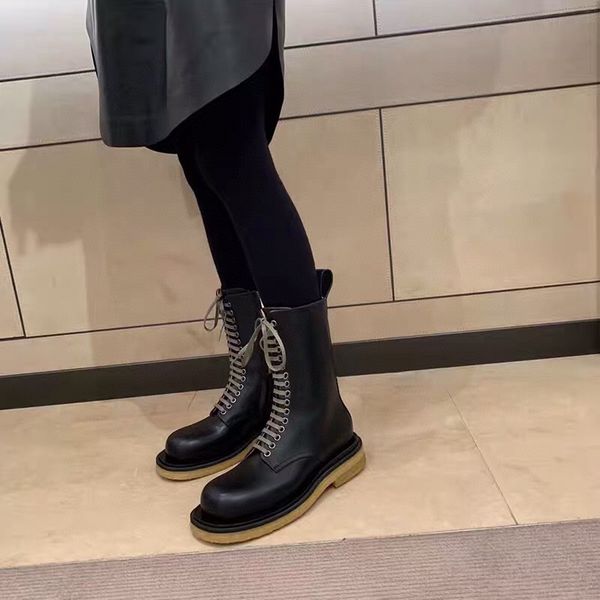 new fw 2020 black mid-calf leather combat lace-up boots women genuine leather boots
new fw 2020 black mid-calf leather combat lace-up boots women genuine leather boots