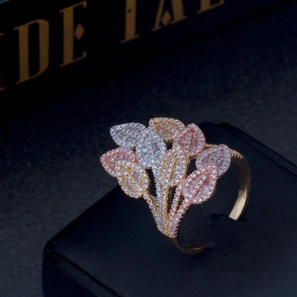bride talk ladies finger ring three color multiple leaf shape design full zircon wedding jewelry ring for women, Golden;silver
bride talk ladies finger ring three color multiple leaf shape design full zircon wedding jewelry ring for women, Golden;silver