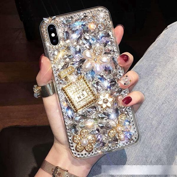 for iphone xs max xr 11 pro 6 8 plus samsung s9 note10 7 luxury designer blingling delicate flower pearl rhinestone phone case
for iphone xs max xr 11 pro 6 8 plus samsung s9 note10 7 luxury designer blingling delicate flower pearl rhinestone phone case