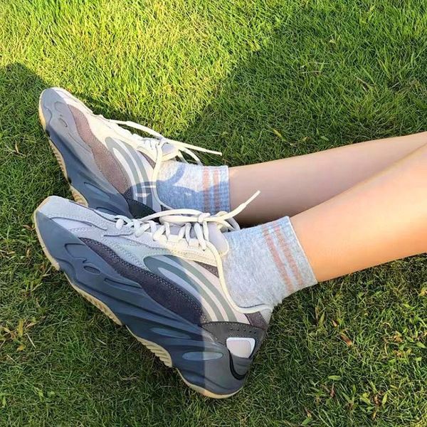 new kanye west mens womens 700 wave runner shoe azael alien blue oat mist vanta running sports shoes outdoors sneakers trainers
new kanye west mens womens 700 wave runner shoe azael alien blue oat mist vanta running sports shoes outdoors sneakers trainers