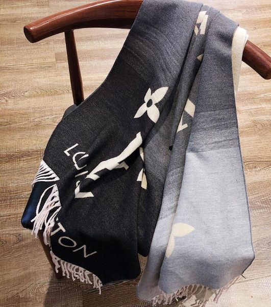 designerss scarf woman sacrves luxury atumn winter blending shawl scarf designerss scarves for womens size about 180x70cm 3color, Blue;gray
designerss scarf woman sacrves luxury atumn winter blending shawl scarf designerss scarves for womens size about 180x70cm 3color, Blue;gray
