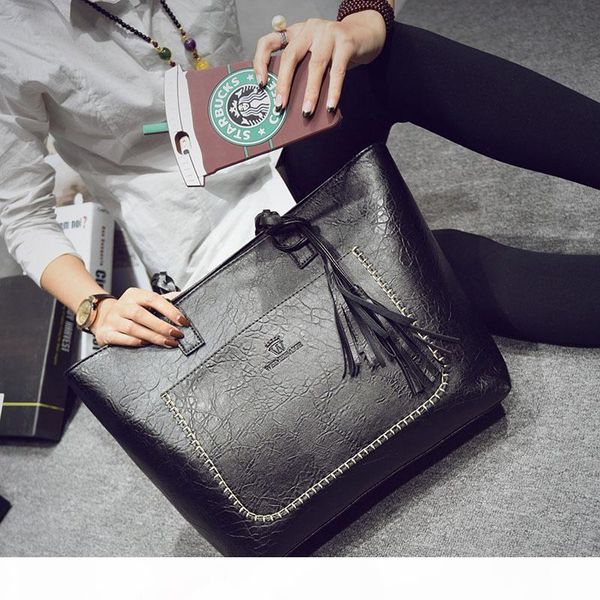designer large capacity women bags shoulder tote bags bolsos new women messenger bags with tassel famous designers leather handbags
designer large capacity women bags shoulder tote bags bolsos new women messenger bags with tassel famous designers leather handbags