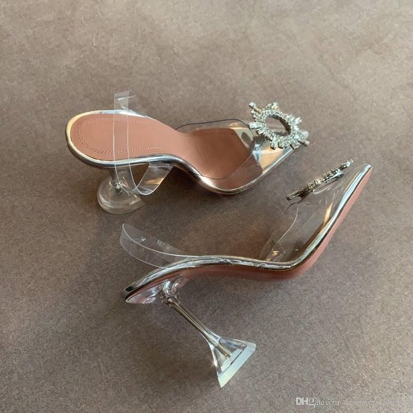 perfect quality amina shoes begum crystal-embellished tpu slingback pumps muaddi restocks begum high heel slingbacks 10cm/3.5cm/flat, Black
perfect quality amina shoes begum crystal-embellished tpu slingback pumps muaddi restocks begum high heel slingbacks 10cm/3.5cm/flat, Black