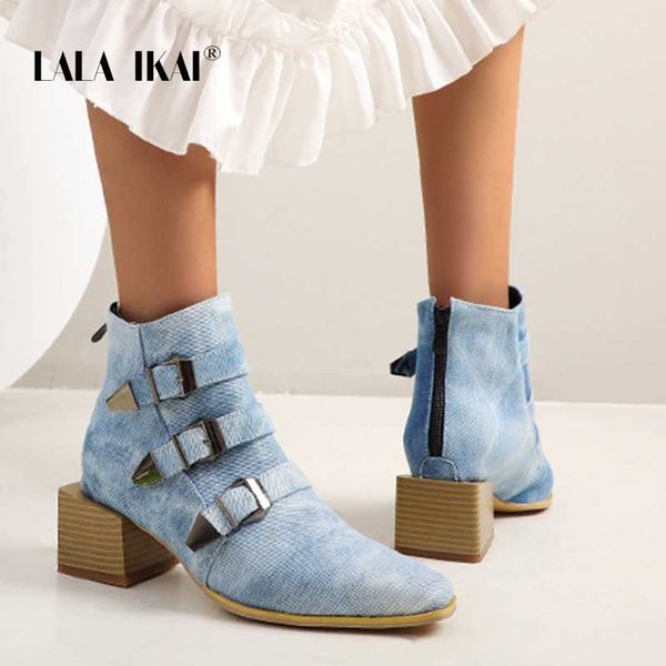 lala ikai women's ankle boots retro rivet belt buckle thick square heel boot zip 2020 fashion female autumn winter xwc10346-4, Black
lala ikai women's ankle boots retro rivet belt buckle thick square heel boot zip 2020 fashion female autumn winter xwc10346-4, Black