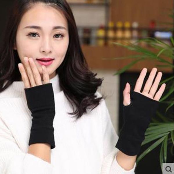 five fingers gloves simple warm ladies touch screen half finger combed cotton comfortable soft sets d73, Blue;gray
five fingers gloves simple warm ladies touch screen half finger combed cotton comfortable soft sets d73, Blue;gray