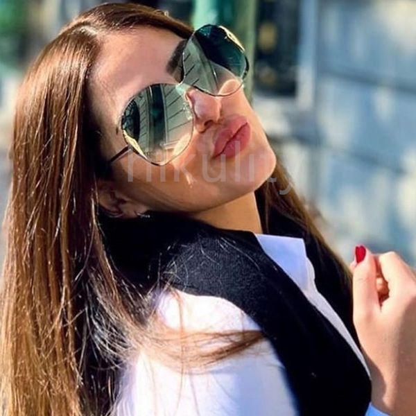 one piece cloud shape women's sunglasses 2020 new gradient green red sun glasses female vintage square flat shades, White;black
one piece cloud shape women's sunglasses 2020 new gradient green red sun glasses female vintage square flat shades, White;black