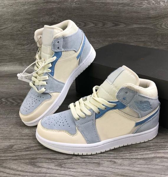 2020 new 1 high paris blue grey taro purple basketball shoes women mens trainers 1s suede sneakers outdoor sports size 36-45
2020 new 1 high paris blue grey taro purple basketball shoes women mens trainers 1s suede sneakers outdoor sports size 36-45