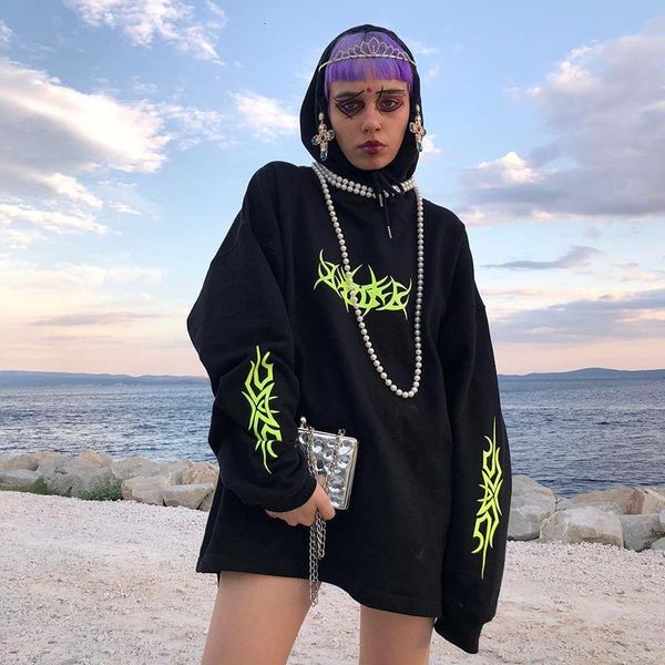 women loosen streetwear black felpa with cappuccio worked on shinning shirt print felpe moletom long felpa with women
women loosen streetwear black felpa with cappuccio worked on shinning shirt print felpe moletom long felpa with women