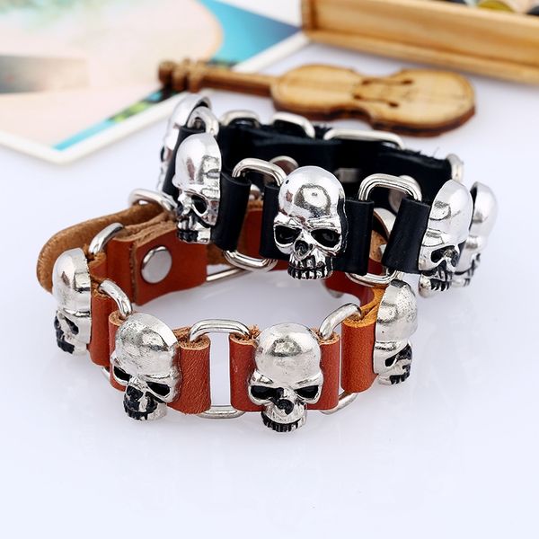 2020 new vintage alloy punk skull bracelet leather charm bracelets for man women fashion jewelry accessories gift, Golden;silver
2020 new vintage alloy punk skull bracelet leather charm bracelets for man women fashion jewelry accessories gift, Golden;silver