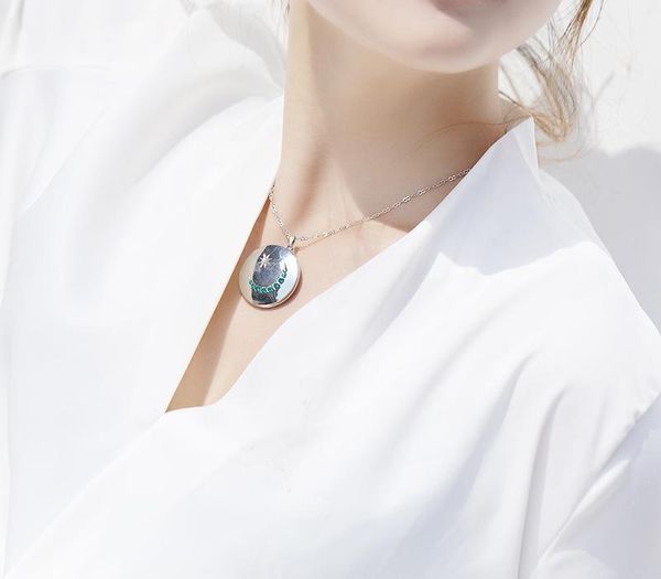 популярные моды круглые пятна дрель луны и звезд photo box open photo memory necklace88, Silver
популярные моды круглые пятна дрель луны и звезд photo box open photo memory necklace88, Silver