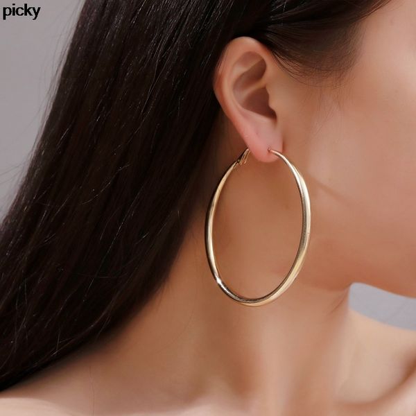 trendy big circle gold hoop earrings for women round earrings rings fashion hoops 2020 women's ear creoles jewelry accesories, Golden;silver
trendy big circle gold hoop earrings for women round earrings rings fashion hoops 2020 women's ear creoles jewelry accesories, Golden;silver