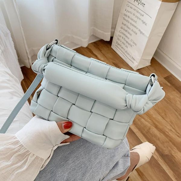 elegant female weave tote bag 2020 fashion new high-quality pu leather women's designer handbag travel shoulder messenger bag
elegant female weave tote bag 2020 fashion new high-quality pu leather women's designer handbag travel shoulder messenger bag