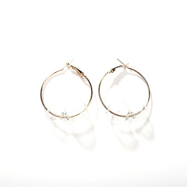 personalized vitreous hollow beads thin metallic circle vintage golden hoop earrings for women
personalized vitreous hollow beads thin metallic circle vintage golden hoop earrings for women