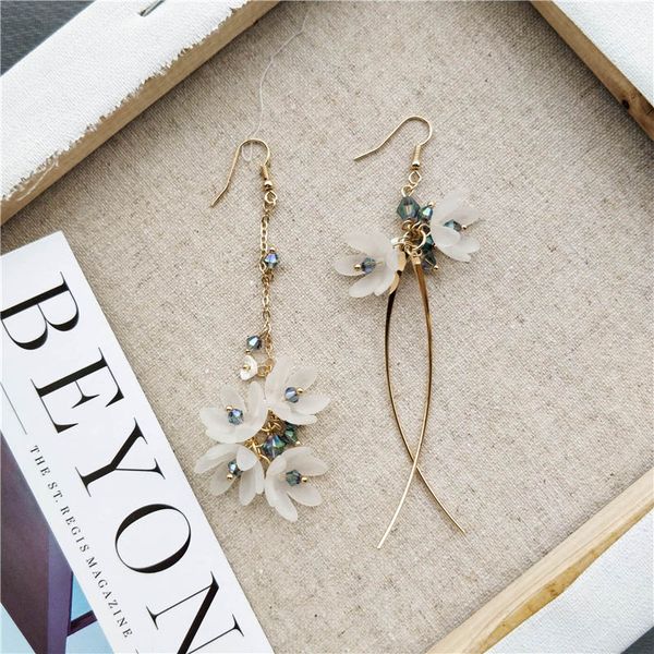 acrylic ethnic flower women dangle earrings shell plant long tassel asymmetric female drop earrings pendant gifts, Silver
acrylic ethnic flower women dangle earrings shell plant long tassel asymmetric female drop earrings pendant gifts, Silver