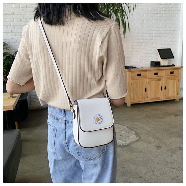 new fresh bags handbags 2020 new fashion pu shoulder bag daisy messenger small package
new fresh bags handbags 2020 new fashion pu shoulder bag daisy messenger small package