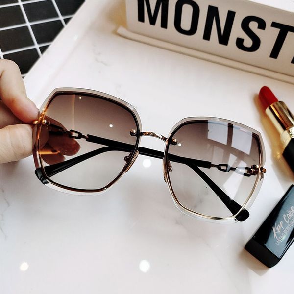 sunglasses luxury vintage women 2021 rimless designer shades glasses female brown gradient crystal uv400 protection, White;black
sunglasses luxury vintage women 2021 rimless designer shades glasses female brown gradient crystal uv400 protection, White;black