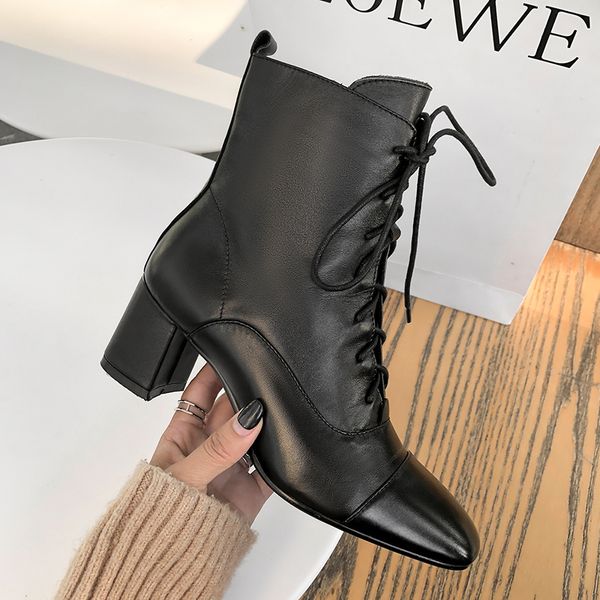women ankle boots natural leather outdoor booties cowhide vamp boots + sheepskin insole + pigskin lining square head thick heel, Black
women ankle boots natural leather outdoor booties cowhide vamp boots + sheepskin insole + pigskin lining square head thick heel, Black