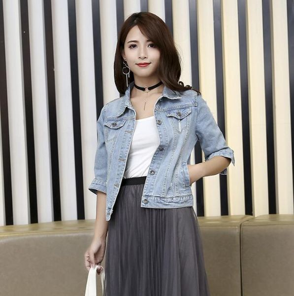 2020 spring and autumn denim jacket women's new wave seven-point sleeve jacket short summer large size light blue, Black;brown
2020 spring and autumn denim jacket women's new wave seven-point sleeve jacket short summer large size light blue, Black;brown