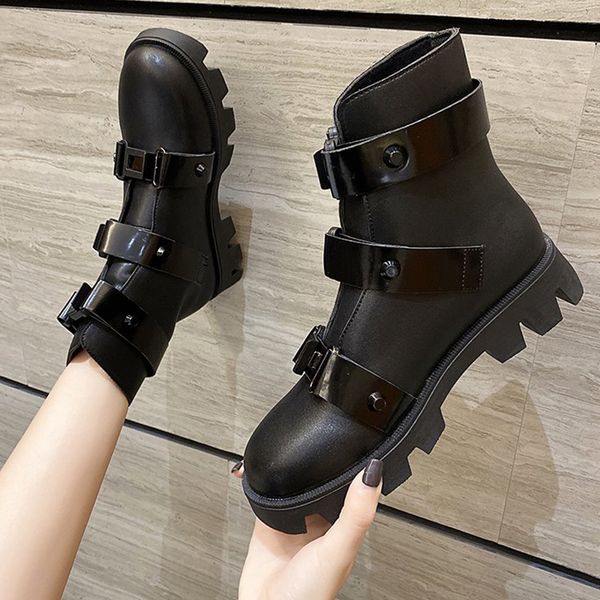 2020 women new boots motorcycle boots designer black triple buckle decoration punk outdoor personality round head ladies
2020 women new boots motorcycle boots designer black triple buckle decoration punk outdoor personality round head ladies