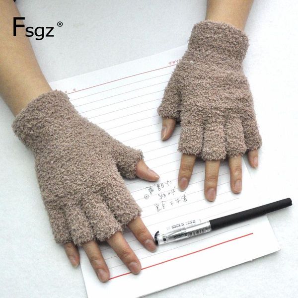 five fingers gloves mittens thickenning coral fleece knitting half gauntlets for women and men writting fingerless, Blue;gray
five fingers gloves mittens thickenning coral fleece knitting half gauntlets for women and men writting fingerless, Blue;gray