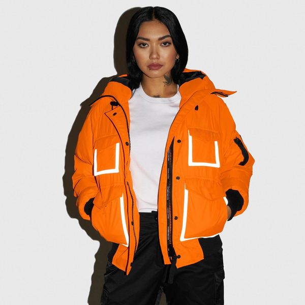 20fw high end с капюшоном пуховики зима теплая открытый пальто мужчины женщины ветрозащитный хлеб короткий пуховик улица outwear hfymyrf061, Black
20fw high end с капюшоном пуховики зима теплая открытый пальто мужчины женщины ветрозащитный хлеб короткий пуховик улица outwear hfymyrf061, Black