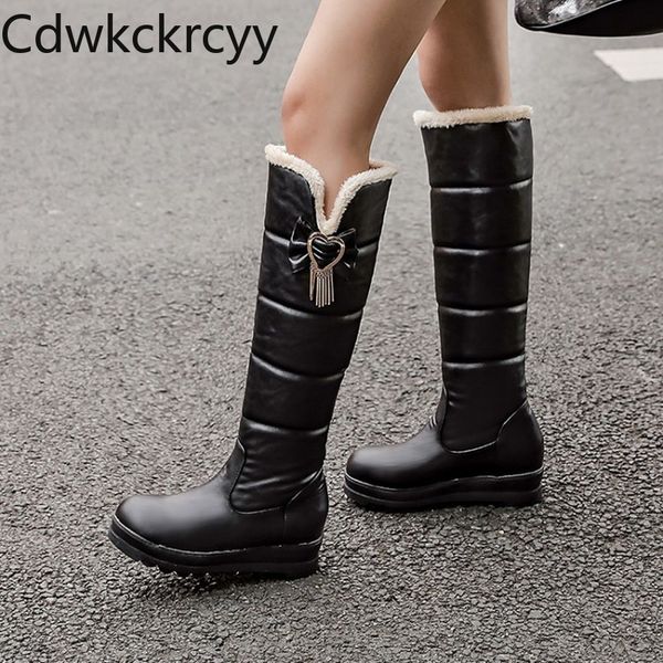 winter the new fashion round head increase within thick bottom snow boots sweet bow plus velvet keep warm high heel women boots, Black
winter the new fashion round head increase within thick bottom snow boots sweet bow plus velvet keep warm high heel women boots, Black