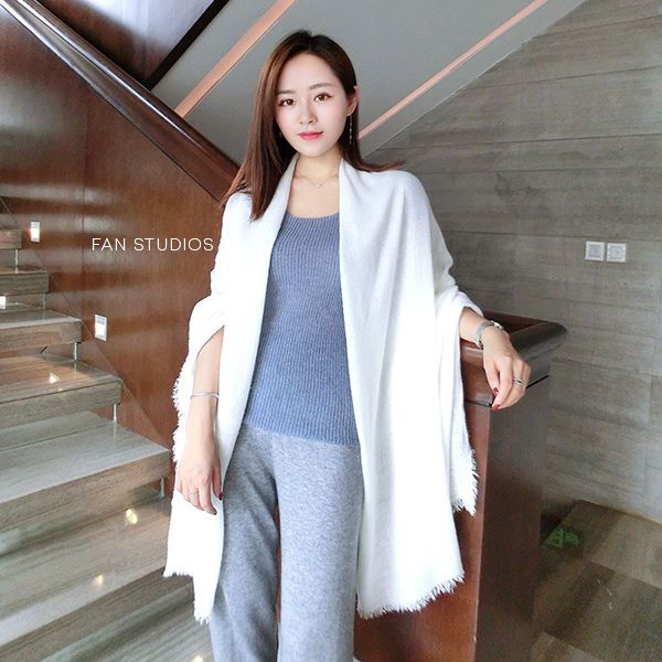 women's autumn and winter scarf long soft solid color shawl, warm women's student scarf, Blue;gray
women's autumn and winter scarf long soft solid color shawl, warm women's student scarf, Blue;gray