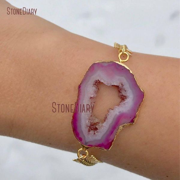 irregular pink druzy agates geode connector link chain bracelet for women gold agates geode chain bracelet wholesale bm11251, Black
irregular pink druzy agates geode connector link chain bracelet for women gold agates geode chain bracelet wholesale bm11251, Black