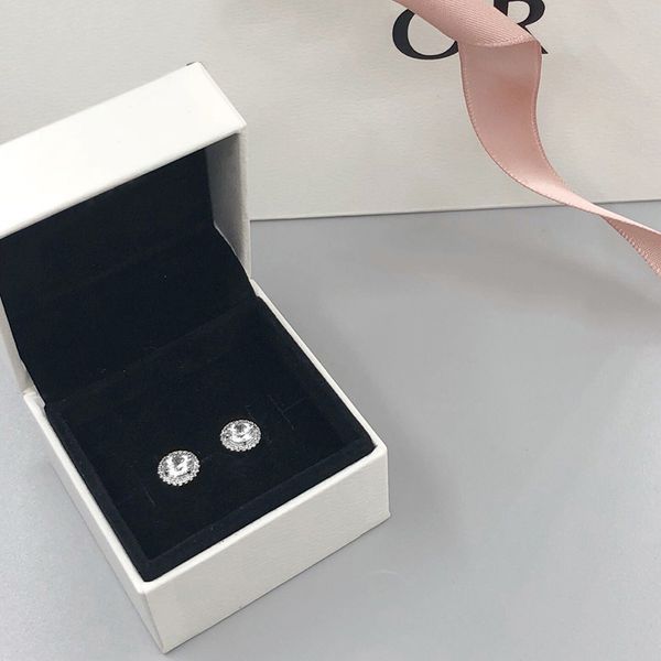 wholesale-classic design round cz diamond stud earring set original box for pandora 925 sterling silver earrings fashion accessories, Golden;silver
wholesale-classic design round cz diamond stud earring set original box for pandora 925 sterling silver earrings fashion accessories, Golden;silver