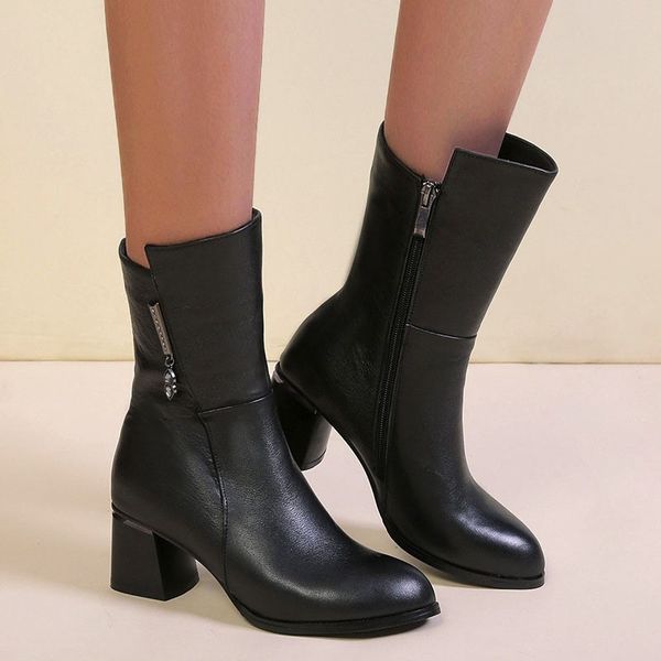 boots winter leather women lady warm fretwork heels retro zip short plush inside shoes botas mujer invierno 2021#n3, Black
boots winter leather women lady warm fretwork heels retro zip short plush inside shoes botas mujer invierno 2021#n3, Black