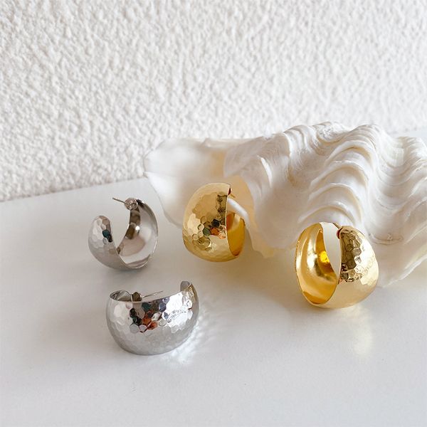 2020 retro wide punk metal geometric big hoop earrings for women simple fashion wedding party circle earrings statement jewelry, Golden;silver
2020 retro wide punk metal geometric big hoop earrings for women simple fashion wedding party circle earrings statement jewelry, Golden;silver
