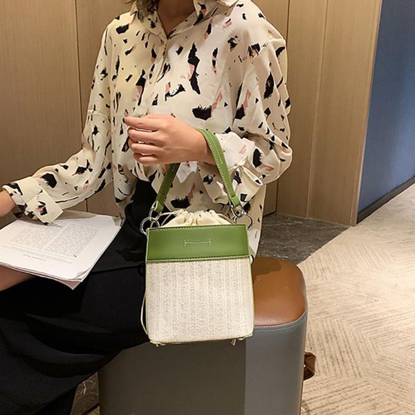 crossbody сумки для женщин кожа подлинной плеча женщин сумки мода ретро сплетенные ковш сплошной цвет струнный woven пляжная сумка ju9
crossbody сумки для женщин кожа подлинной плеча женщин сумки мода ретро сплетенные ковш сплошной цвет струнный woven пляжная сумка ju9