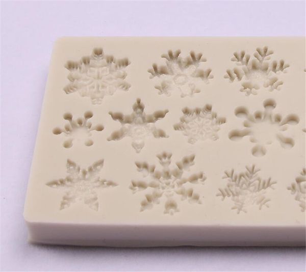 home dining christmas snowflake pattern silicone mold chocolate cake mold baking non-stick and heat-resistant kitchen handmade tools
home dining christmas snowflake pattern silicone mold chocolate cake mold baking non-stick and heat-resistant kitchen handmade tools