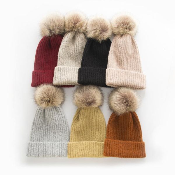 european and korean autumn and winter warm women's knitted hat cashmere blend monochrome solid color all-match big fur ball, Blue;gray
european and korean autumn and winter warm women's knitted hat cashmere blend monochrome solid color all-match big fur ball, Blue;gray