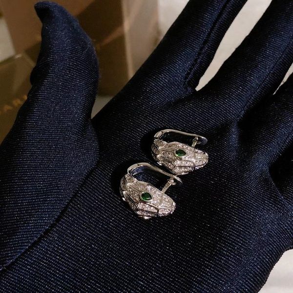 luxury silver color cz diamond animal earrings 18k gold plated women designer party jewelry, Golden;silver
luxury silver color cz diamond animal earrings 18k gold plated women designer party jewelry, Golden;silver