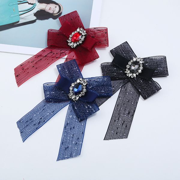 a variety of solid color bow tie collar shirt with diamond brooch bow, Blue;purple
a variety of solid color bow tie collar shirt with diamond brooch bow, Blue;purple