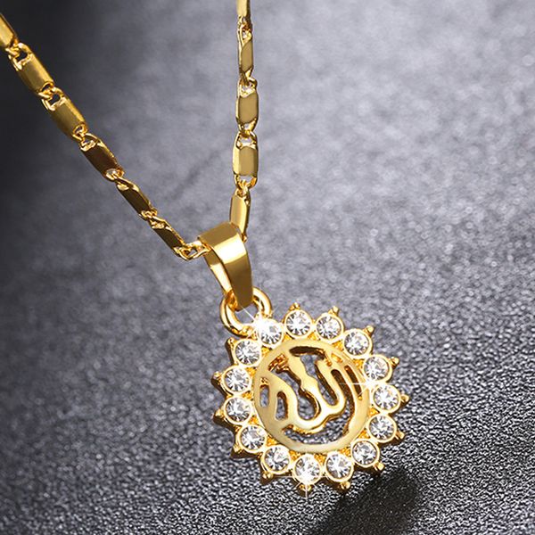 Exquisite Round Pendant Filled Rhinestone Necklace Gold Plated Cocktail Party Women's Necklace Anniversary Jewelry Gift, Silver
Exquisite Round Pendant Filled Rhinestone Necklace Gold Plated Cocktail Party Women's Necklace Anniversary Jewelry Gift, Silver