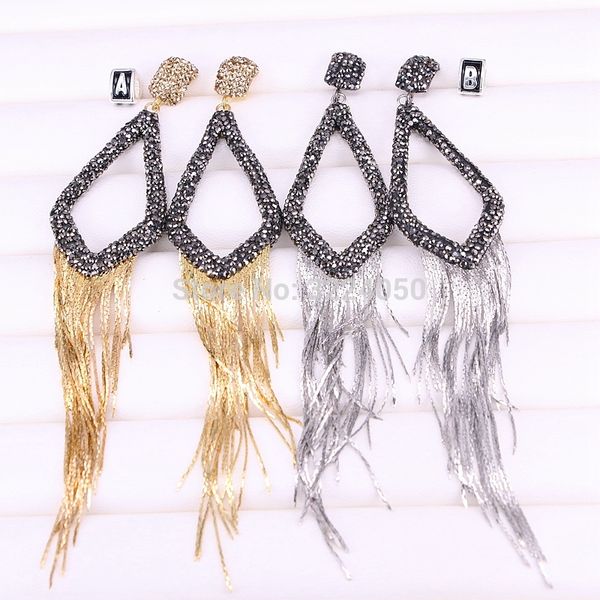 3 pairs e291-9678 fashion geometric pendants paved crystal black rhinestone long tassel dangle earring for women, Silver
3 pairs e291-9678 fashion geometric pendants paved crystal black rhinestone long tassel dangle earring for women, Silver