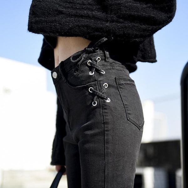 2020 net red high waist black strap jeans female korean version show thin hundred set tight small foot pants, Blue
2020 net red high waist black strap jeans female korean version show thin hundred set tight small foot pants, Blue