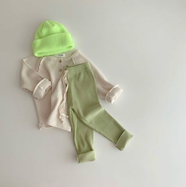 korean children's wear fall 2020 new simple solid color striped raglan sleeve t-shirt, casual pullover for boys and girls aged 1-3 year, Blue
korean children's wear fall 2020 new simple solid color striped raglan sleeve t-shirt, casual pullover for boys and girls aged 1-3 year, Blue
