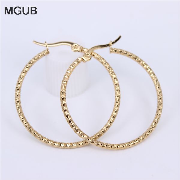 hoop & huggie wholesale multiple sizes gold color classic stainless steel jewelry simple circle earrings for women lh768, Golden;silver
hoop & huggie wholesale multiple sizes gold color classic stainless steel jewelry simple circle earrings for women lh768, Golden;silver