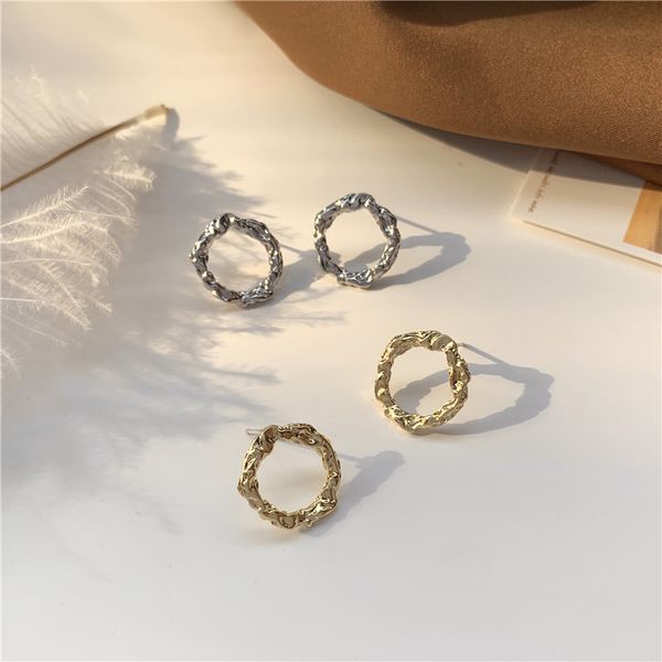 vintage irregular circle stud earrings simple round earrings anting, Golden;silver
vintage irregular circle stud earrings simple round earrings anting, Golden;silver