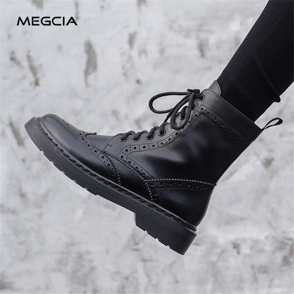 black genuine leather oxford boots women platform ankle boots female lace up brogue martins shoes flat heel big size a46 
black genuine leather oxford boots women platform ankle boots female lace up brogue martins shoes flat heel big size a46
