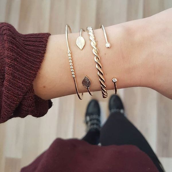 4 pcs/set fashion women leaves twisted geometric crystal opening gold bracelet set female simple wedding party jewelry gifts, Black
4 pcs/set fashion women leaves twisted geometric crystal opening gold bracelet set female simple wedding party jewelry gifts, Black