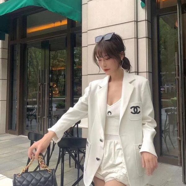 2020 fashion women jacket coat winter coat Exclusive custom-made individuality woman suit jacket free shipping
2020 fashion women jacket coat winter coat Exclusive custom-made individuality woman suit jacket free shipping